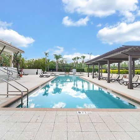 Vibrant 4Br Family Townhome 1 Mile From Disney World And Disney Springs Orlando Bagian luar foto