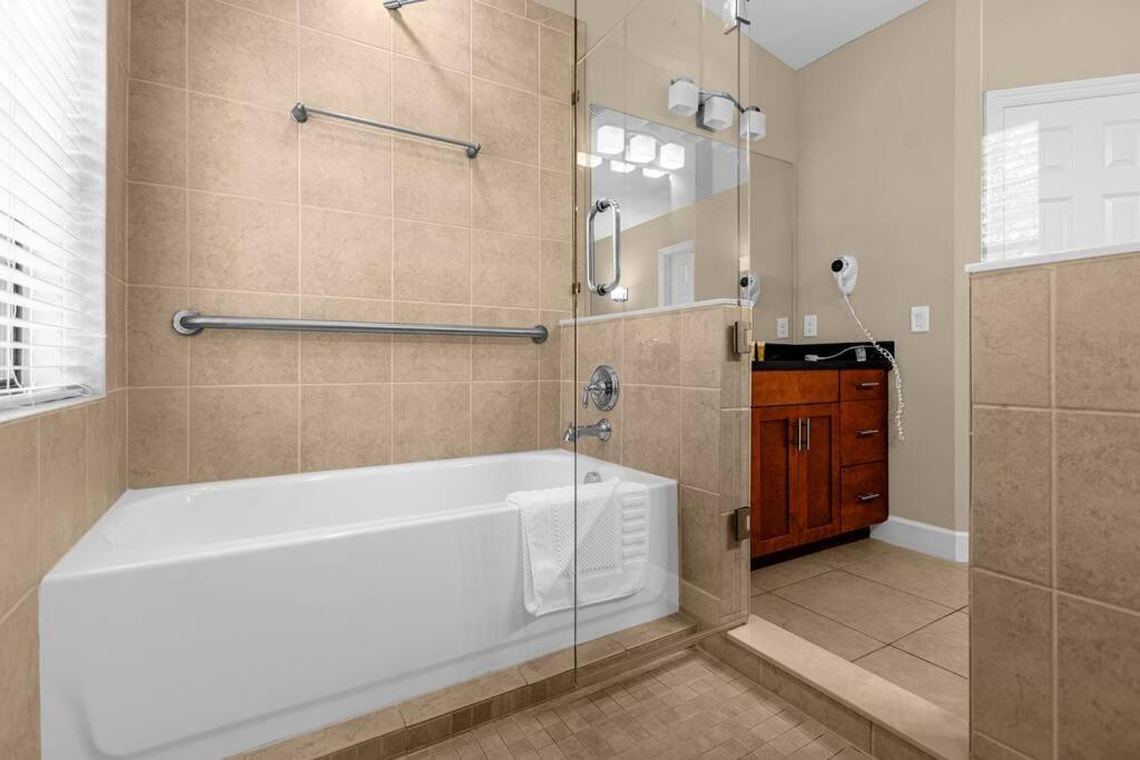 Vibrant 4Br Family Townhome 1 Mile From Disney World And Disney Springs Orlando Bagian luar foto